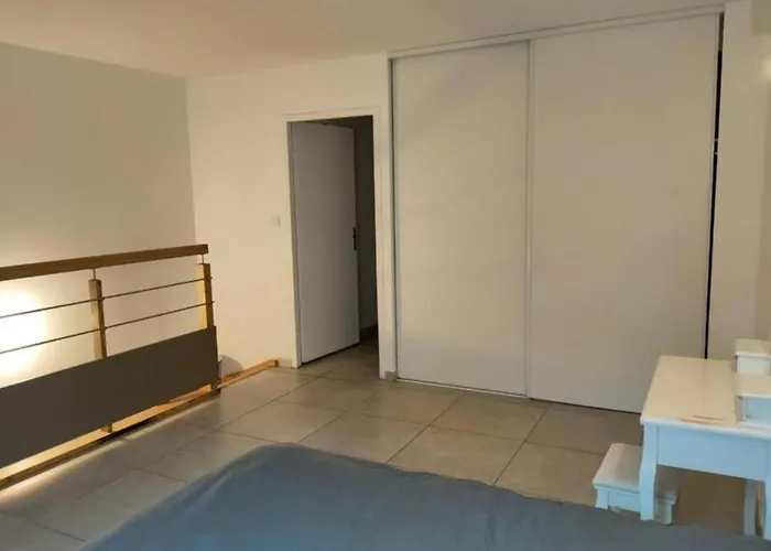 203 Duplex Jeanne D'arc Апартаменты *